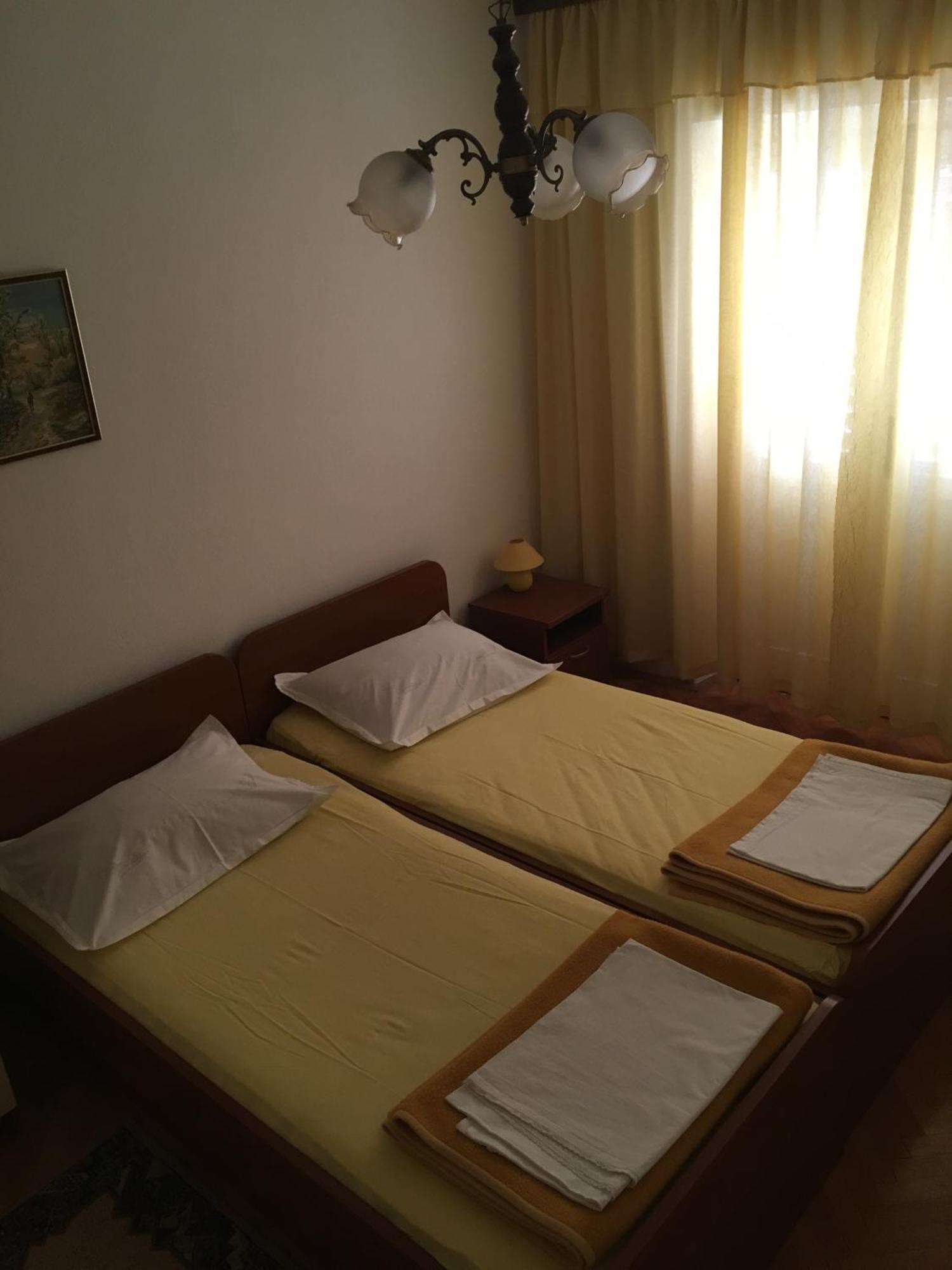 Ferienwohnung Ivo Prgomet Makarska Exterior foto