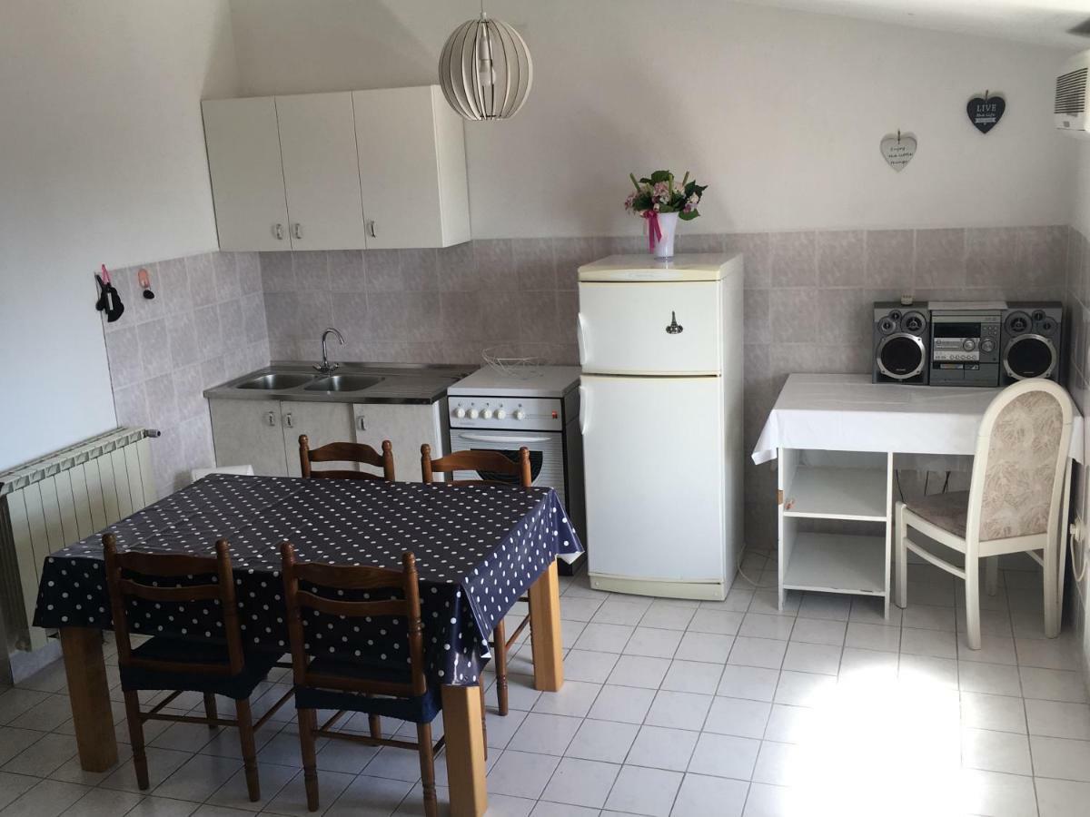 Ferienwohnung Ivo Prgomet Makarska Exterior foto